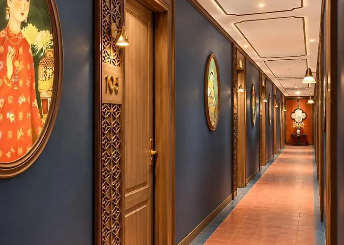 Oris Cruises - Bai Tu Long Private Journeys  5*