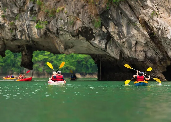  Oris Cruises - Bai Tu Long Private Journeys 5*