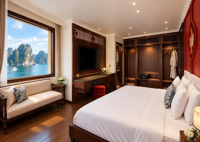 Oris Cruises - Bai Tu Long Private Journeys  Ha Long